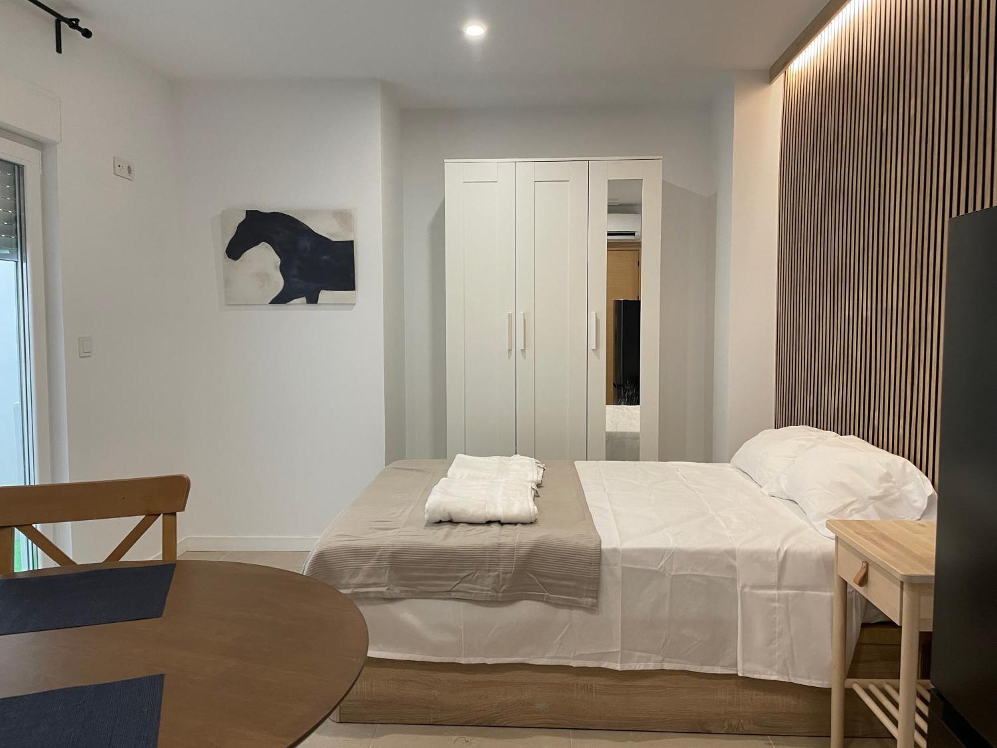 Apartamentos Postiguet Alicante Exterior photo