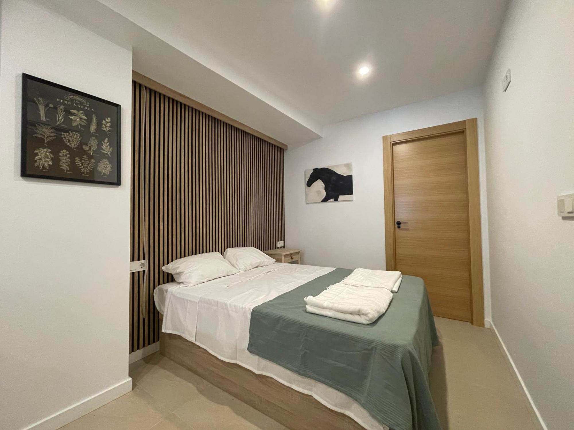 Apartamentos Postiguet Alicante Exterior photo